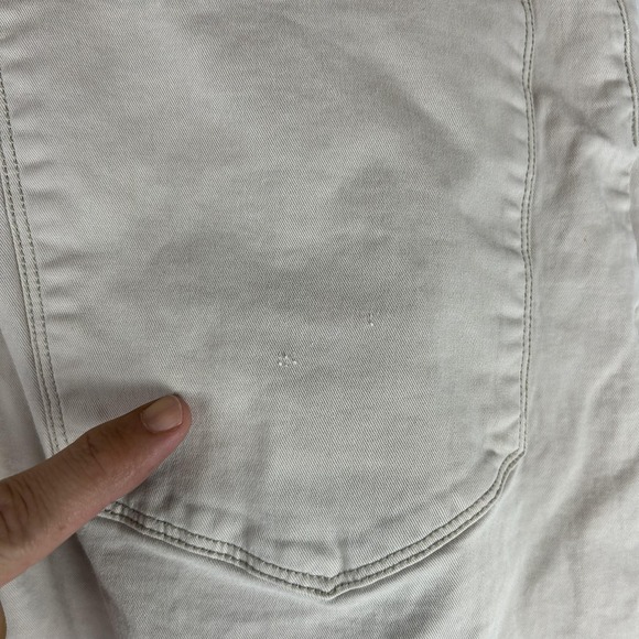 Burberry Brit Jeans Mens 34x33 Beige Stretch Denim Regular Straight Button Fly - Picture 12 of 16